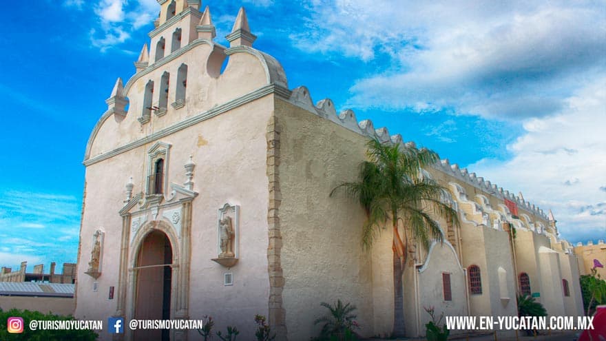 Iglesia de Santiago en Merida Yucatan