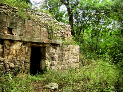 Chamultun Mayan Ruins