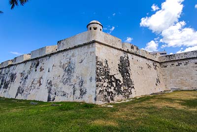 Forts and Bastions of Campeche, Military Architecture
