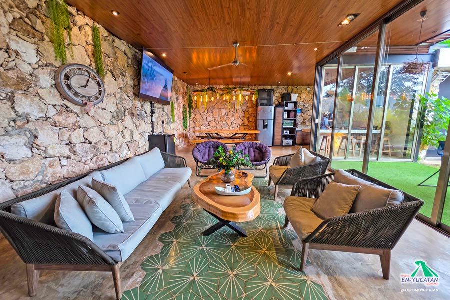 Sala Comedor Casa Otoch, Casas en Renta en Mérida