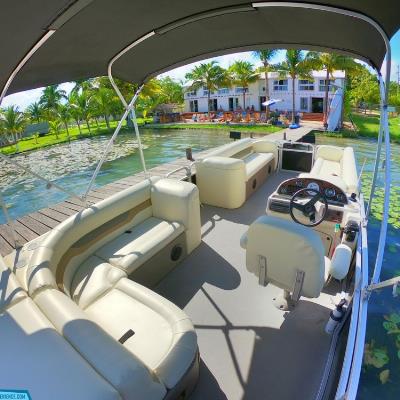 Bacalar Lagoon Pontoon Boat Ride
