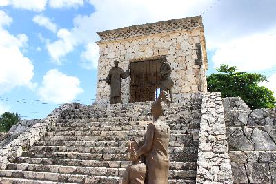 Plaza de las Dos Culturas