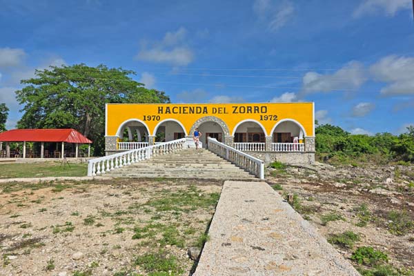 Cenote Dzonotoch en Espita