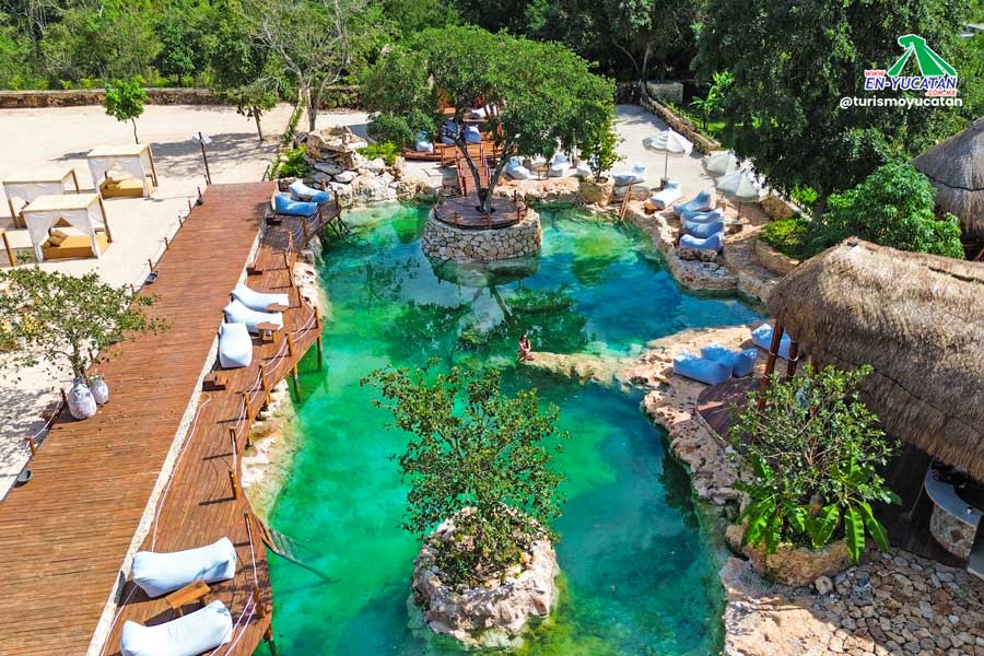 Cenote Hacienda Yaxnic