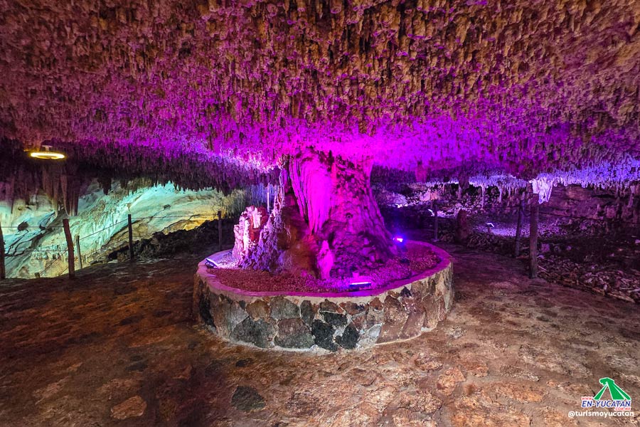 Caverna y Cenote San José Tzalam