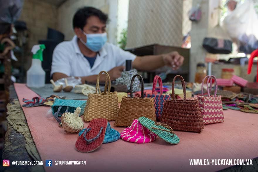 Taller Artesanal de Henequén, Moises Poot, Artesanos Yucatecos