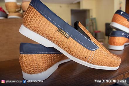 Taller Artesanal de Henequén, Moises Poot, Artesanos Yucatecos