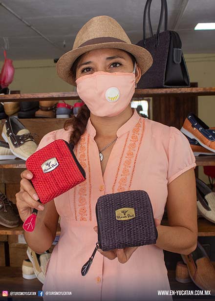 Taller Artesanal de Henequén, Moises Poot, Artesanos Yucatecos