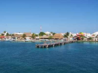 Ferry a Isla Mujeres, Ultramar, Gran Puerto