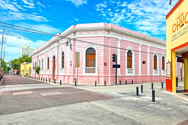 Santa Lucia Park Arches