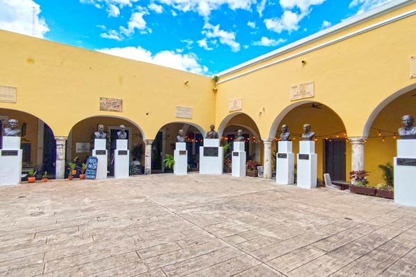 Romantic Spot in Merida