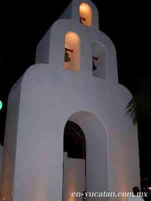 La Parroquia de la Señora del Carmen, Iglesia de Playa del Carmen, La Parroquia de Nuestra Señoral del Carmen