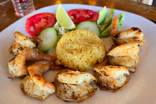 Restaurante La Bocana en Río Lagartos