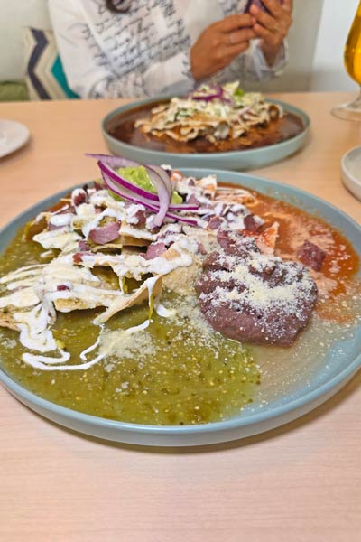 Chilaquiles Divorciados