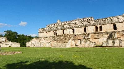 Ruinas Mayas de Kabah en Santa Elena