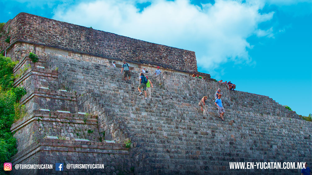 Great Pyramid, Uxmal Mayan Ruins, Ruta Puuc
