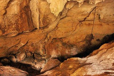 Grutas y Cavernas