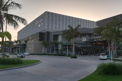 Centro Comercial Puerto Cancún
