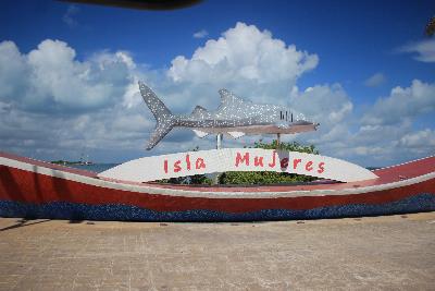 Monumento al Tiburón Ballena