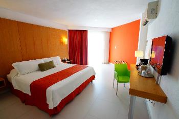 Hotel Ramada by Wyndham Cancun City, Hoteles en cancún