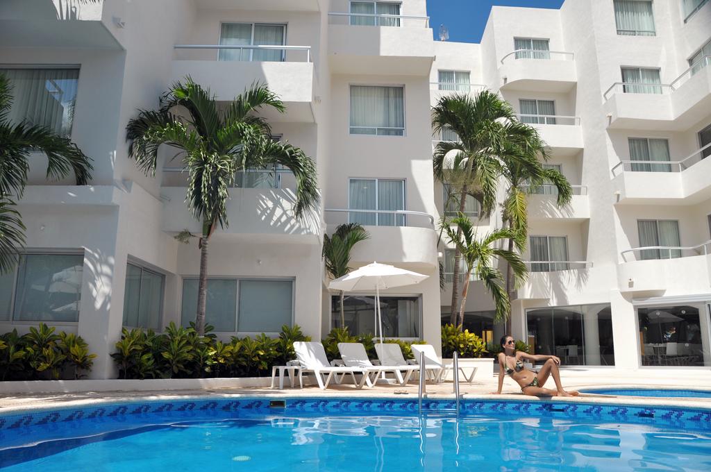 Ramada by Wyndham Cancun City, Hoteles en